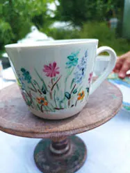 Klient zamówił ręcznie malowaną porcelanę